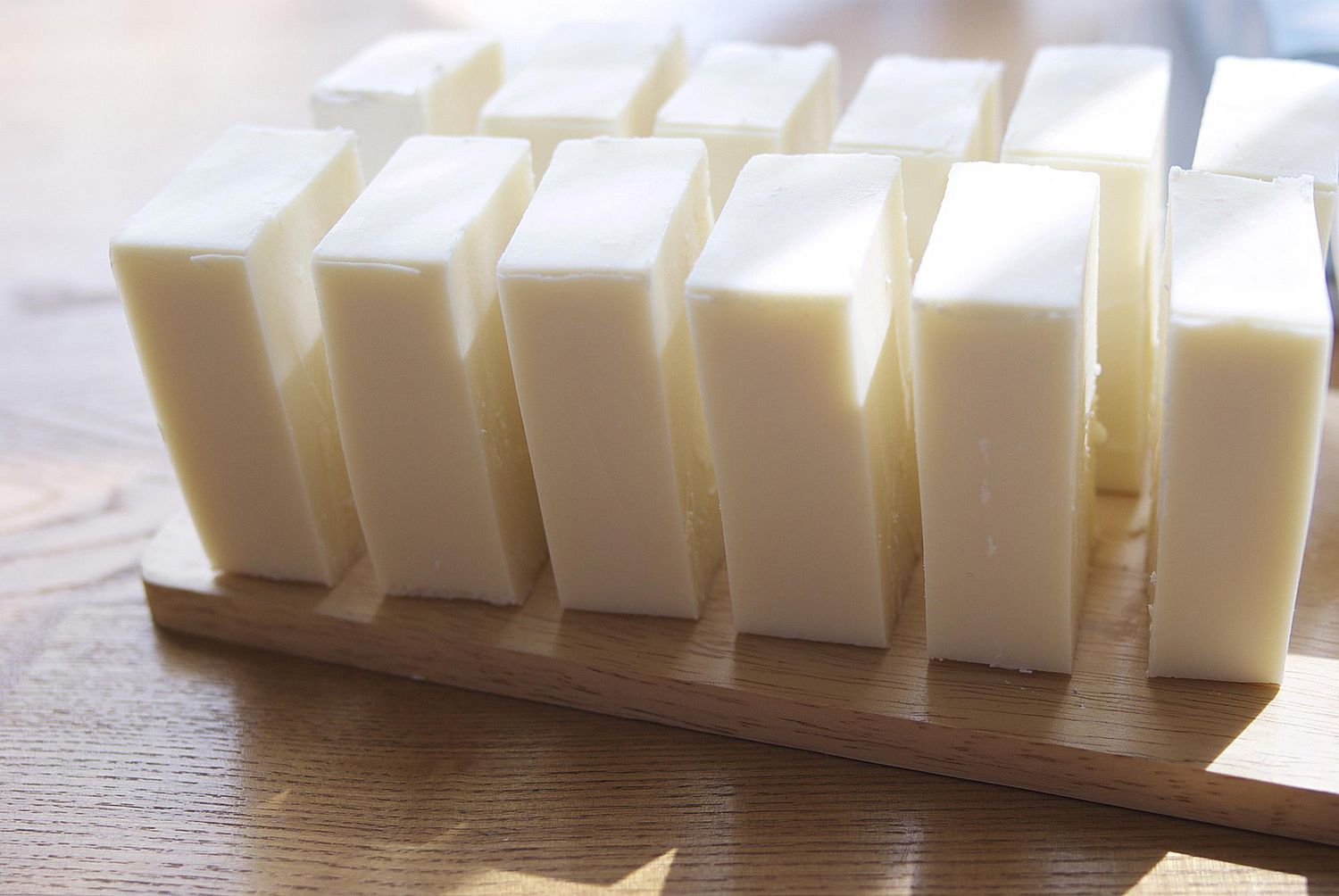 Use a Pre-Mixed Lye Solution in Soap Making