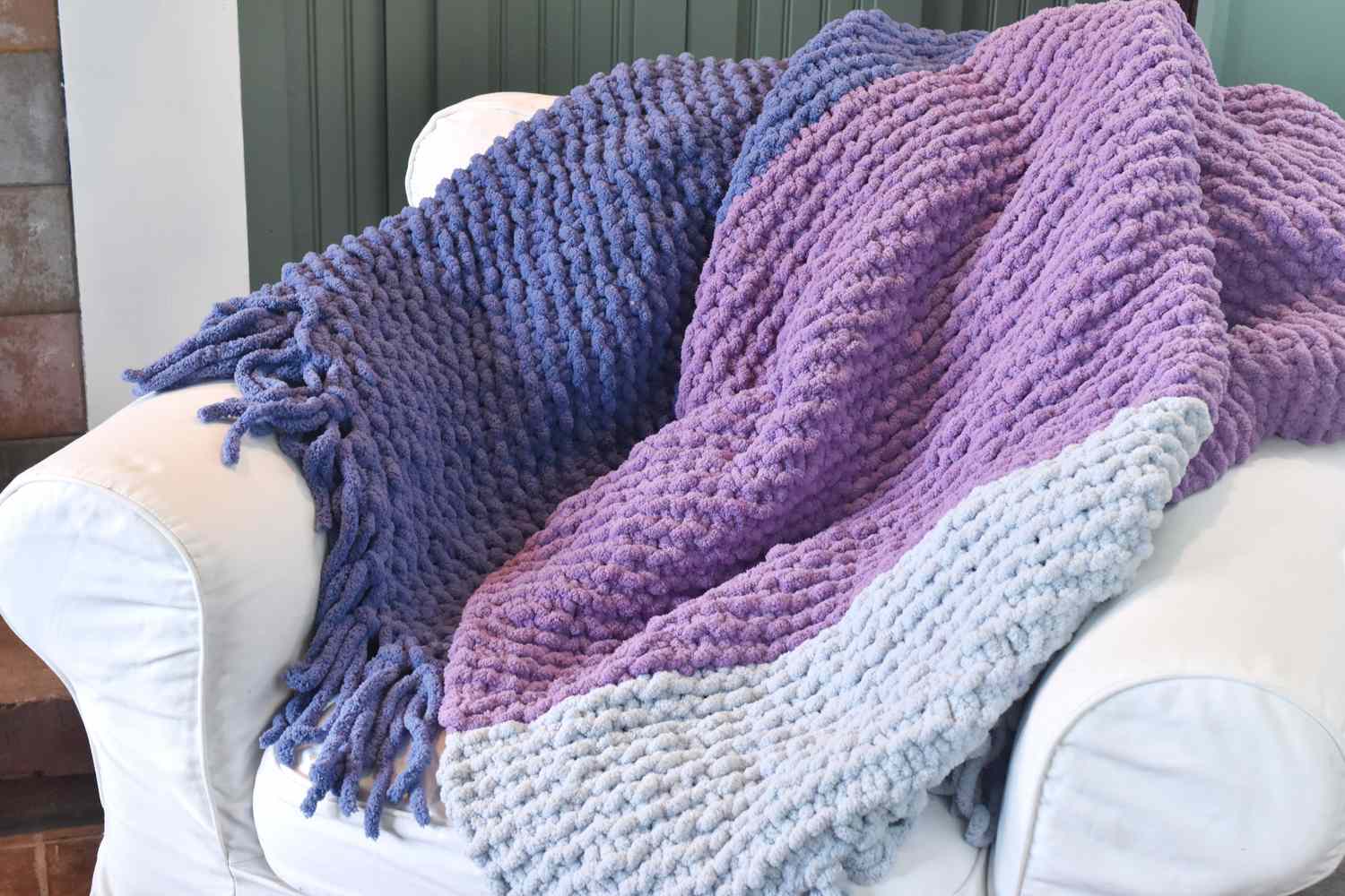 How to Make a Chunky Knit Blanket